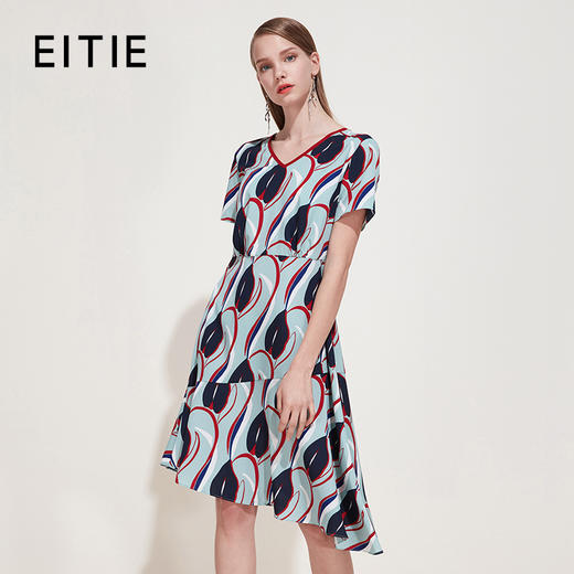 EITIE爱特爱夏季不规则荷叶边裙摆抽象印花雪纺连衣裙女5907625 商品图0