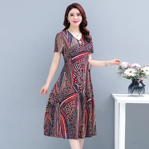 MQ-YYN2003夏季新款修身显瘦V领减龄碎花连衣裙YY 商品图6