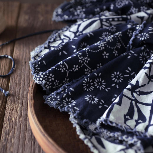 林栖推荐 非遗 植物染 蓝印花布系列原创设计连衣裙水田衣 直播 生活在左微商城