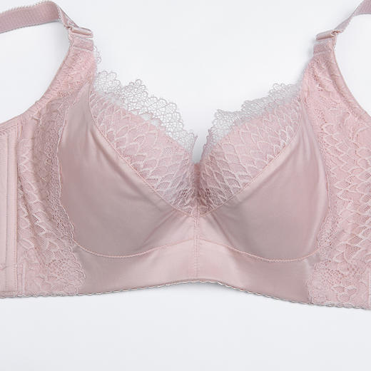 【买一赠一】经典断码买普罗旺斯送格拉斯 中胸聚拢  收副乳 防下垂  普罗旺斯调整型文胸 拍两件合并下单自动改价 商品图4
