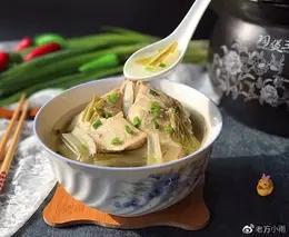 鸭腿腌菜汤（ 商品图0