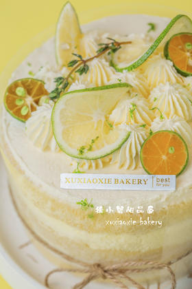 【青橘柠檬】清新裸蛋糕，自制柠檬酱夹心+椰子奶冻，非常的酸甜爽口，超适合夏天！