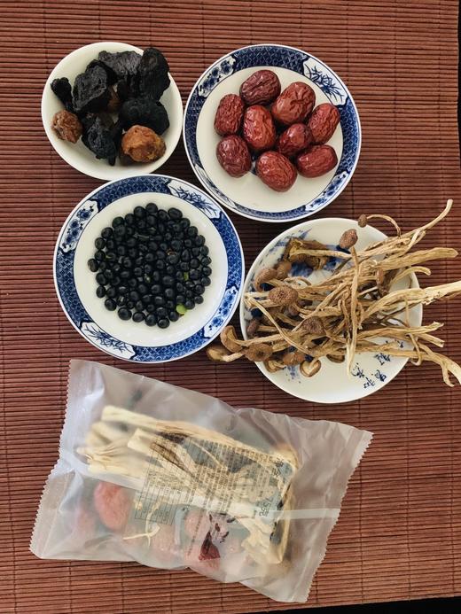 茶树菇黄精黑豆汤料