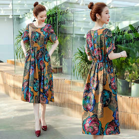 WZNH-XX6884夏新款短袖圆领宽松收腰显瘦印花A字连衣裙
