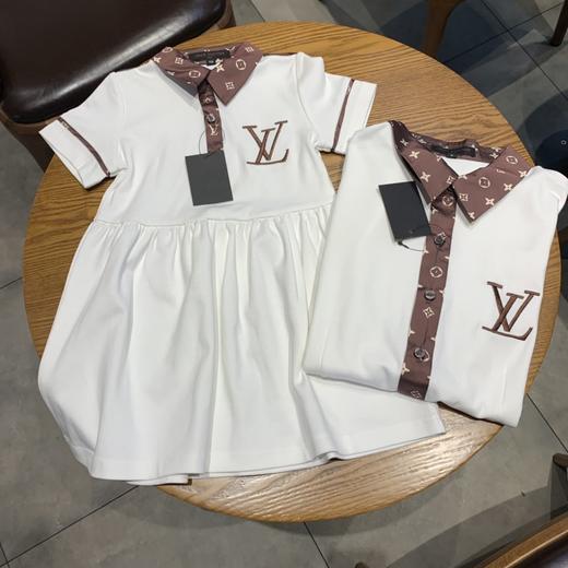 点此购买 lv亲子款儿童polo翻领连衣裙 乔144849