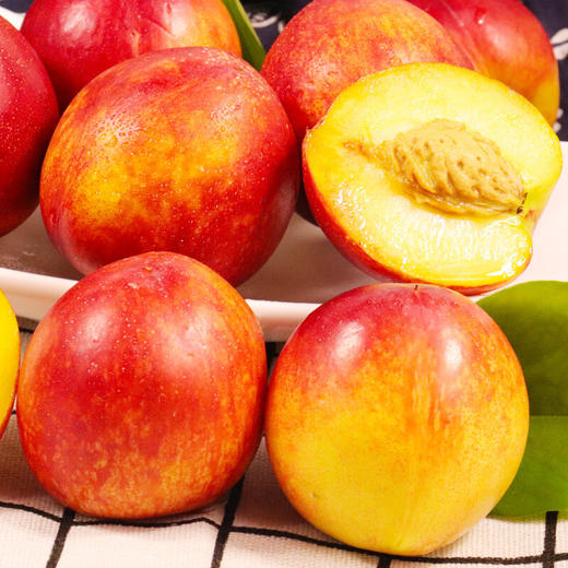 当季新鲜油桃 黄肉甜心 脆爽多汁 包邮包售后 商品图1