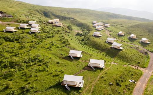 【丰宁坝上】早安雄库鲁营地，京郊网红野奢帐篷酒店，尽享草原的白昼交替 极致之美 【BW】 商品图0