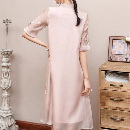 OGFY-99385新款中国风刺绣V领短袖宽松大码中长款连衣裙 商品图2