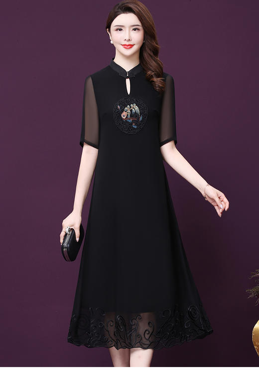 WXY-075真丝新款中国风复古绣花高贵气质改良旗袍 商品图4
