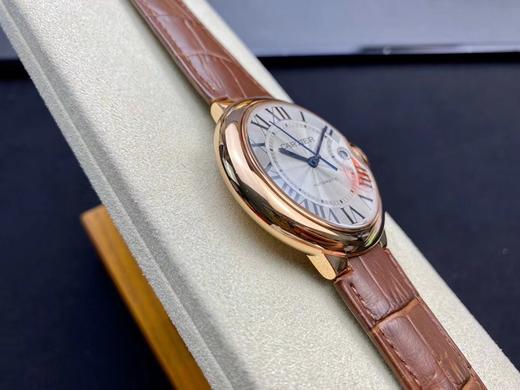 V6 厂 卡地亚 全玫瑰金 蓝气球 可搭载皮带和钢带，42mm 直径42x13mm，搭载2824自动机械机芯，316精钢表壳，凸形鱼眼蓝宝石镜面，烧蓝钢针，折叠扣，防水50米！乱真之作！ 商品图13