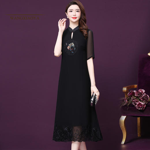 WXY-075真丝新款中国风复古绣花高贵气质改良旗袍 商品图0
