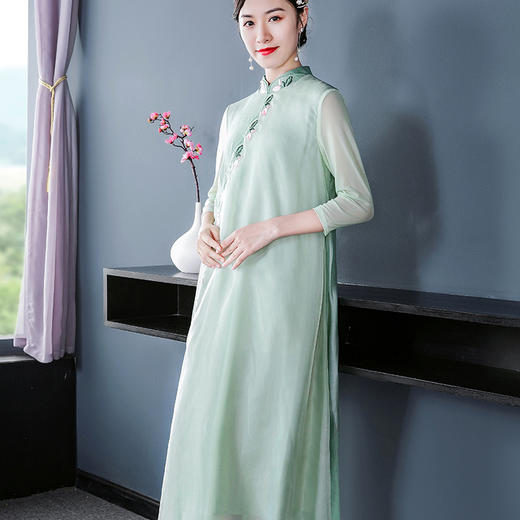 YXF-Y9421夏新款复古立领真丝欧根纱绣花七分袖中长旗袍连衣裙 商品图0