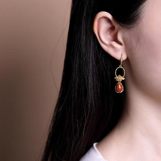 CW001-77壹鹿银S925纯银镀金南红玛瑙个性水滴形复古牡丹花女耳环耳坠耳饰 商品图3