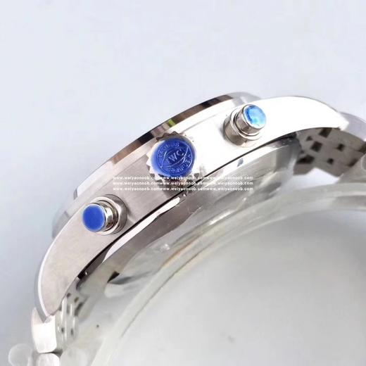 ZF新作万国飞行员IWC377710 此款字面印刷立体感，细节处理有了质的突破。指针弧度吻合原装版型，底盖CNC雕刻一次成型。搭载7750计时机芯，精准稳定，诚意满满‼️完美无破绽‼️‼️ 商品图12