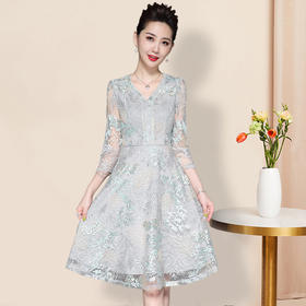 LC  1942新款网纱刺绣阔太太大码连衣裙