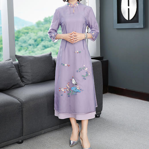 DEO-2BC19526情人纱旗袍新款宽松大码刺绣连衣裙 商品图3