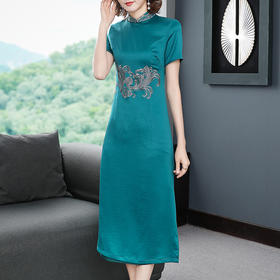THX-020204238中国风气质立领复古收腰大码刺绣连衣裙