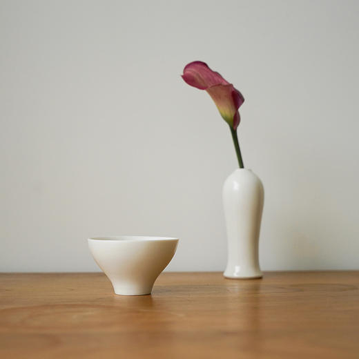 「中国 新之舍」奶酪白釉 茶杯 / 茶碗 商品图0