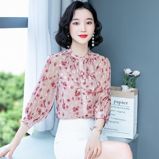 DD-9115复古港味灯笼袖木耳边时尚气质泫雅风上衣 商品图0