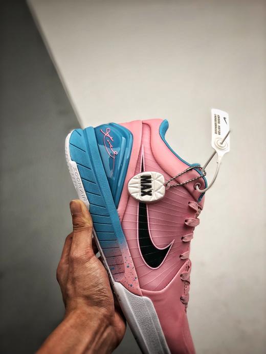 男鞋nikezoomkobe4科比4代最终章渐变粉篮球鞋zk4