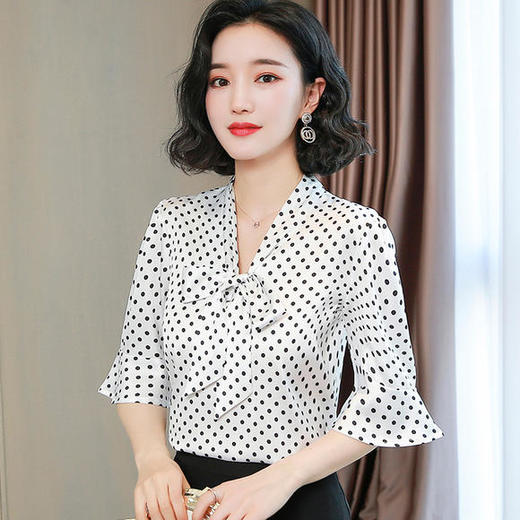 MZ-MZ4222韩版洋气喇叭袖蝴蝶结小衫 商品图1