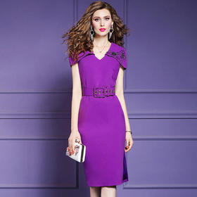 FMY23768新款名媛气质收腰V领钉珠连衣裙