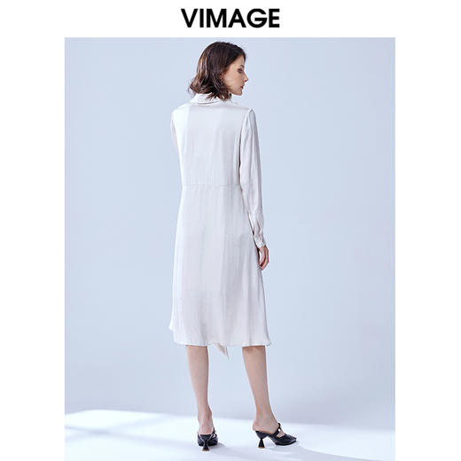 VIMAGE纬漫纪夏款时尚个性设计系带宽松显瘦衬衫连衣裙女V1307905 商品图3