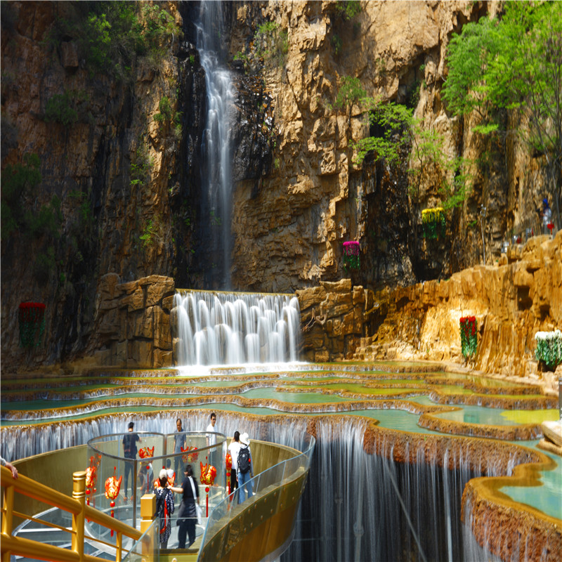 清明1天【石林峡】【特价】赏北国石林-观七彩瑶池-游峡谷险峰-战宇宙之眼