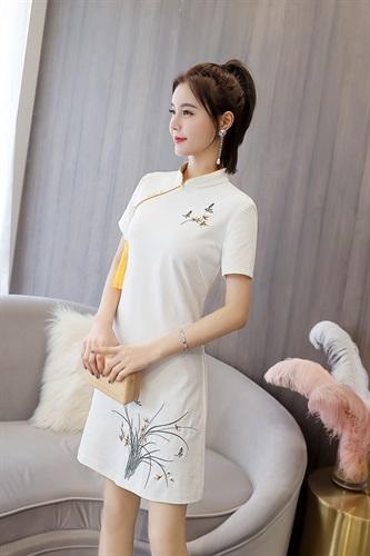 WZNH-JIUBA9021优雅气质百搭复古刺绣连衣裙 商品图5