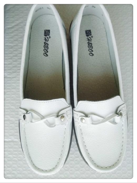 【品质包邮】专业护士鞋 四季款 轻便舒适 透气防滑 商品图0