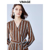 VIMAGE纬漫纪新款时尚不规则V领收腰显瘦条纹雪纺连衣裙V1307904 商品缩略图3
