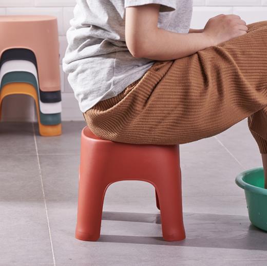 【家居百货】*塑料凳子儿童成人加厚小板凳家用可爱网红方凳浴室防滑凳 商品图1