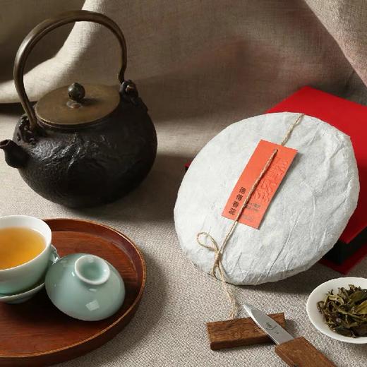 王德传春茶-2020年砾岩区普洱生茶（单饼357g/七子饼2499g） 商品图1