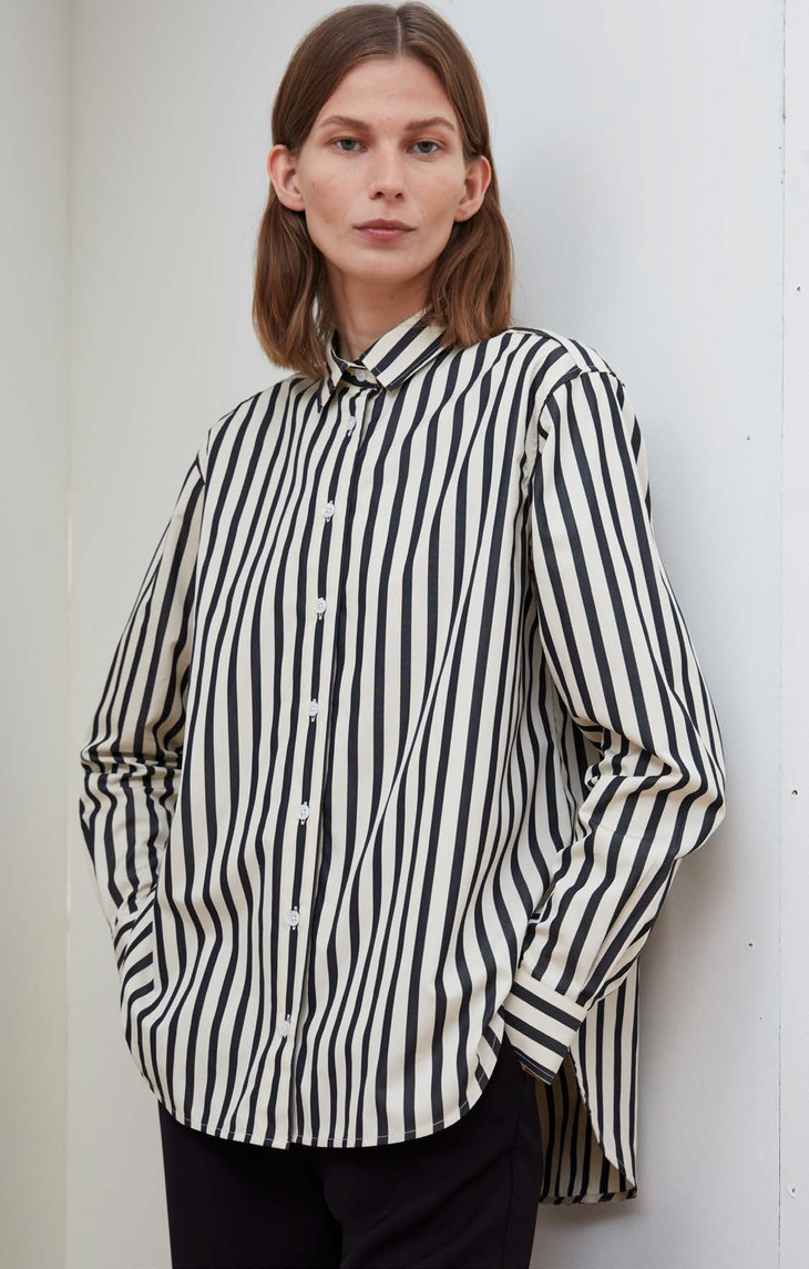 toteme 20pf 黑白条纹/白色capri衬衫