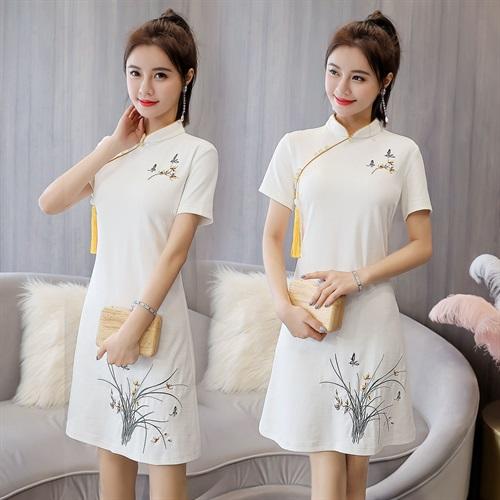 WZNH-JIUBA9021优雅气质百搭复古刺绣连衣裙 商品图1