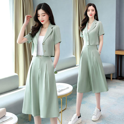 WZNH-GJC2069P105夏季新款女装时尚气质休闲亮面西装阔腿裤套装 商品图3