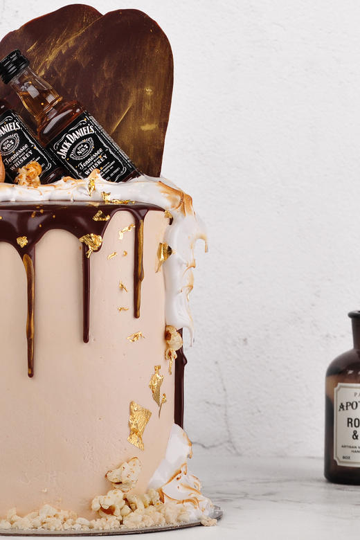 （C016) Couleur Violet 男士特高款酒办黑巧淋面蛋糕 商品图4