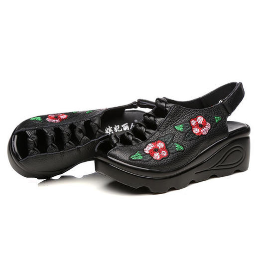 ZYFS9841新款民族风坡跟镂空透气真皮凉鞋 商品图2