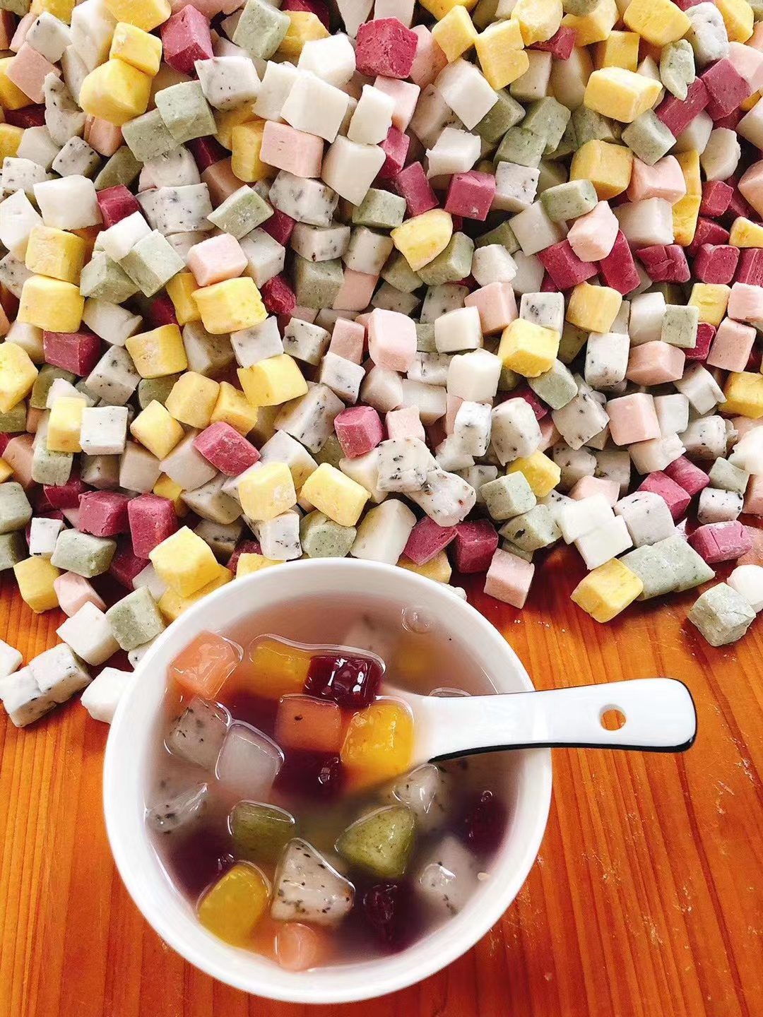 果蔬清心丸各种水果蔬菜和木薯粉做的丸子配上西米绿豆q弹美味回味