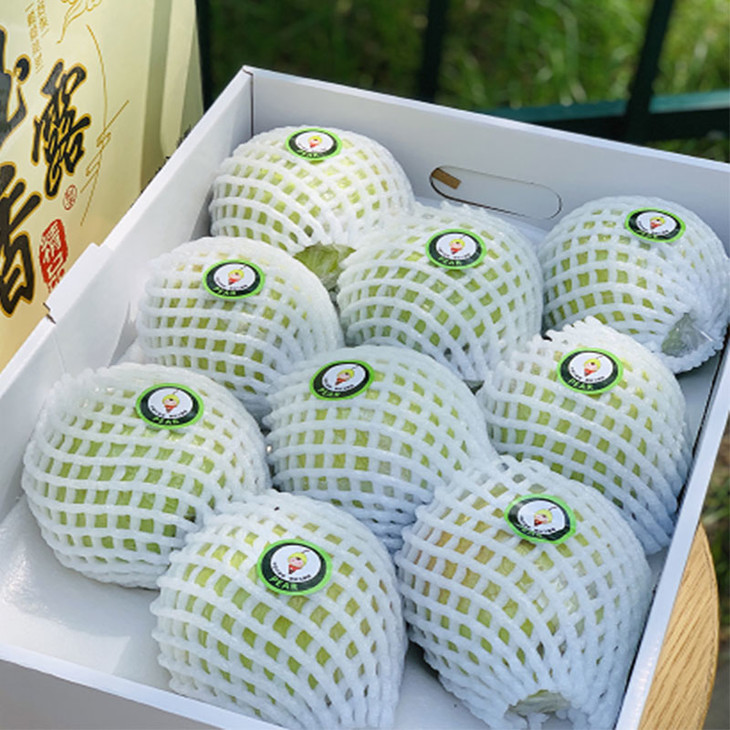 隰县富硒玉贵妃玉露香梨果肉呈蜂蜜色肉质酥嫩水润香甜咬一口一汪蜜汁