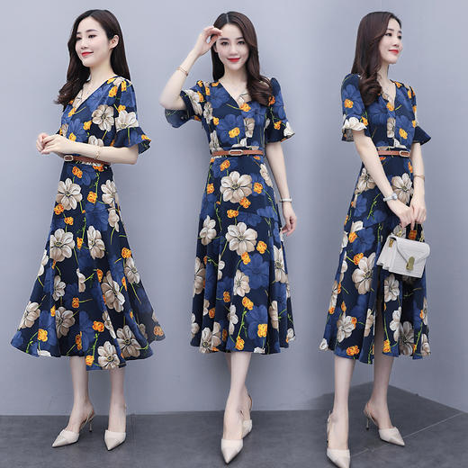 WZNH-QY20528夏季减龄显瘦收腰短袖潮流连衣裙 商品图1