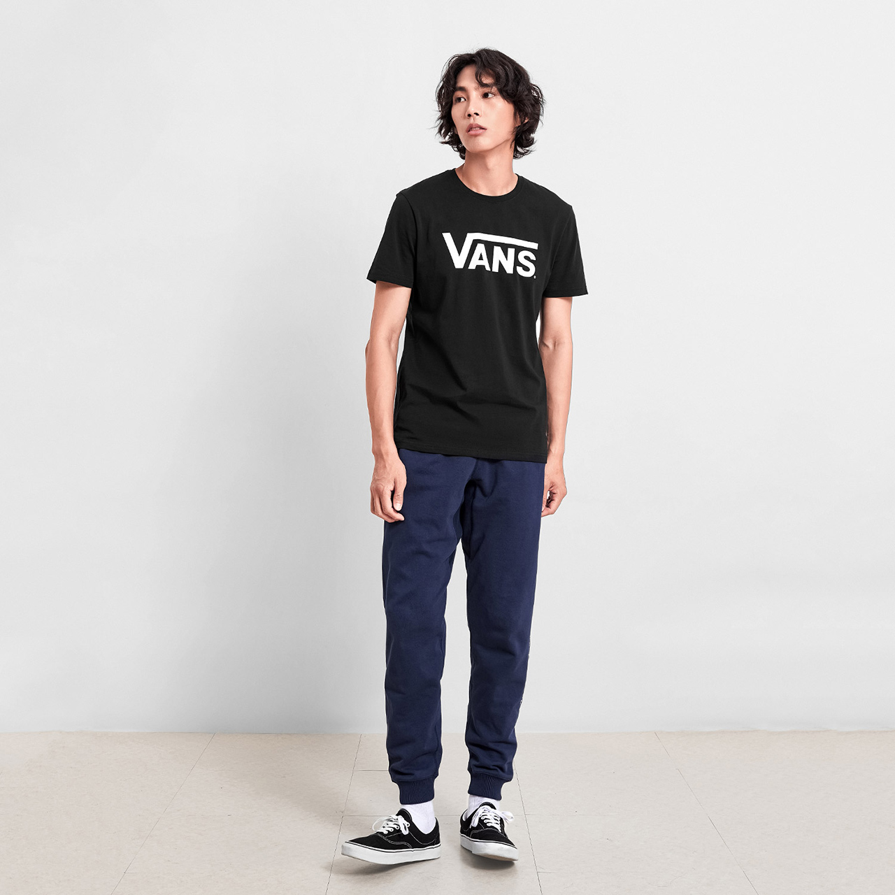 专柜正品VANS范斯男女款短袖T恤VN0A4MM6BLK/WHT