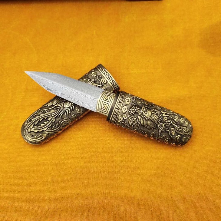 龙凤袖剑(未开刃)