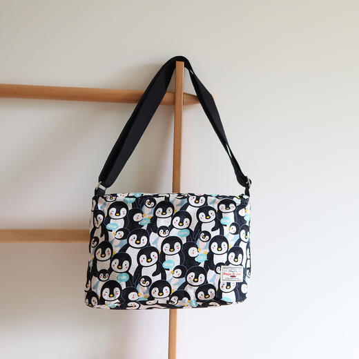 HUJI祤集Sling斜挎包插画OK小企鹅 商品图1