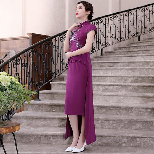 DLQ-A2382新款中国风优雅气质绣花高端宴会礼服 商品图0