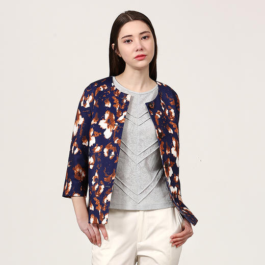 佐尔美新品春秋季短款厚薄小花圆领暗扣百搭休闲外套E73SO32 商品图1