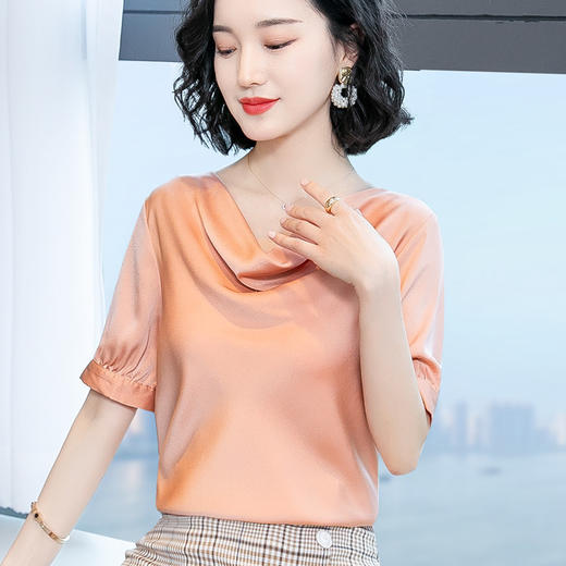 XFFS-103新款高档缎面上衣洋气小衫 商品图1