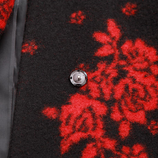 佐尔美新品冬季新品女士花案短款羊毛妈妈装外套E74ZD39 商品图3