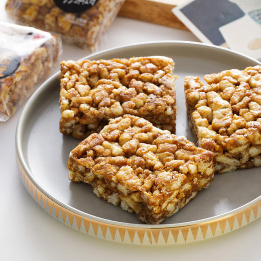 9 宝莱佳 古法黑糖冷加工沙琪玛糕点500克 ou yn