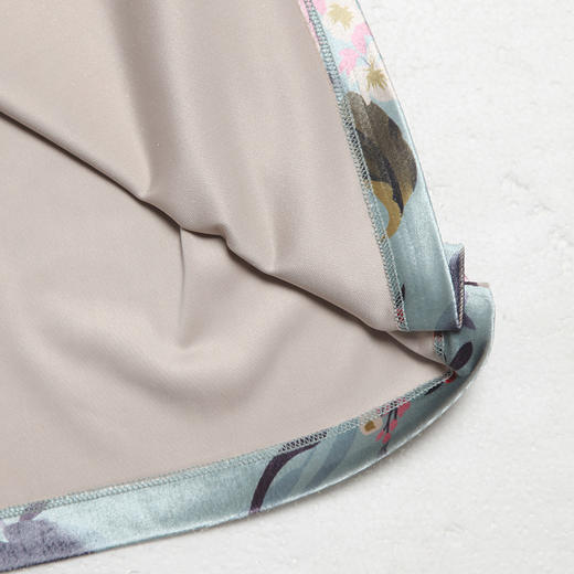 佐尔美新品秋季新品女士印花丝绒中长袖修身显瘦连衣裙E83LL30 商品图3